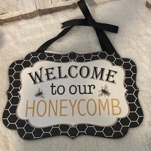 Hobby Lobby 2019 Black and Gold Honeycomb Welcome Sign